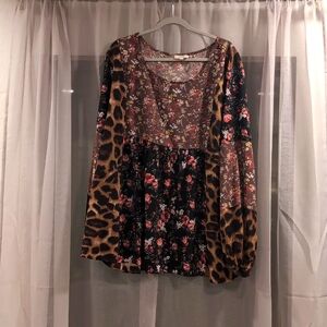 Adorable color/pattern block blouse